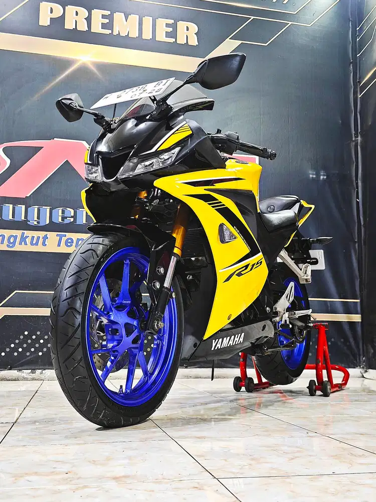 Yamaha R15V3 Yelow edition 2018 limited km.18rb.Anugerah motor rungkut