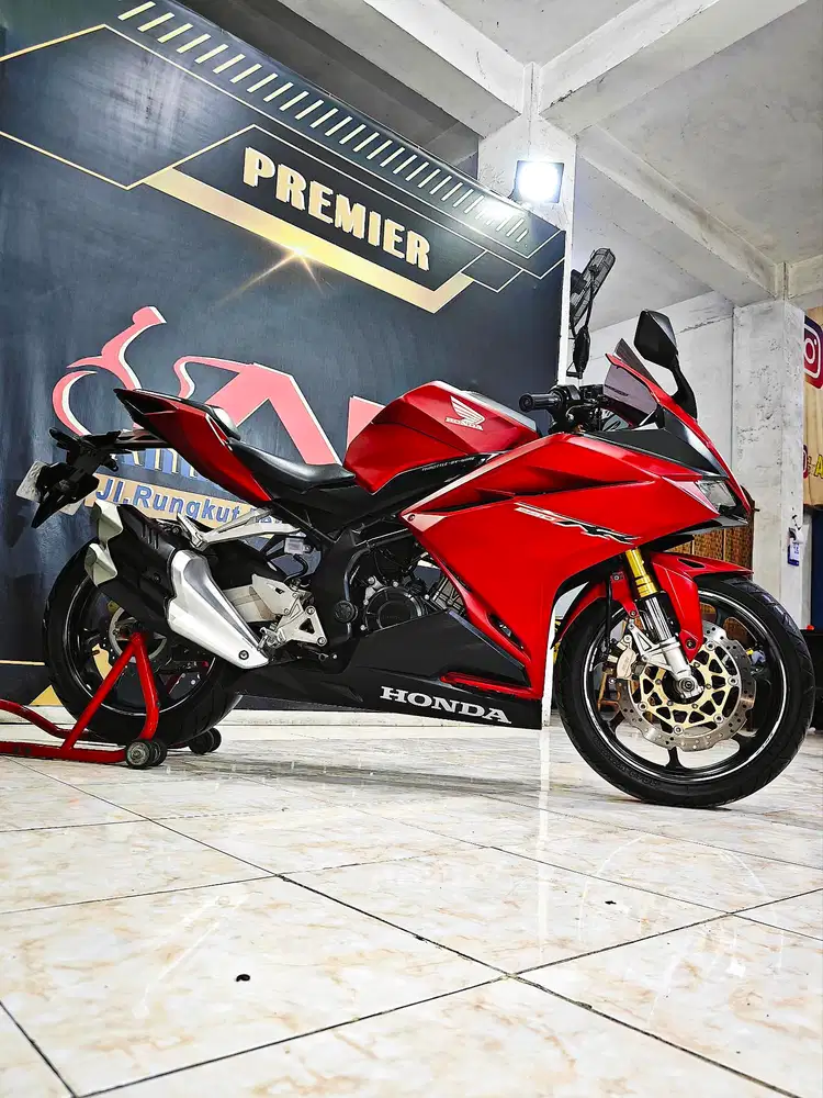 CBR 250RR Red matte 2018 super mewah tdk mahal. Anugerah motor rungkut
