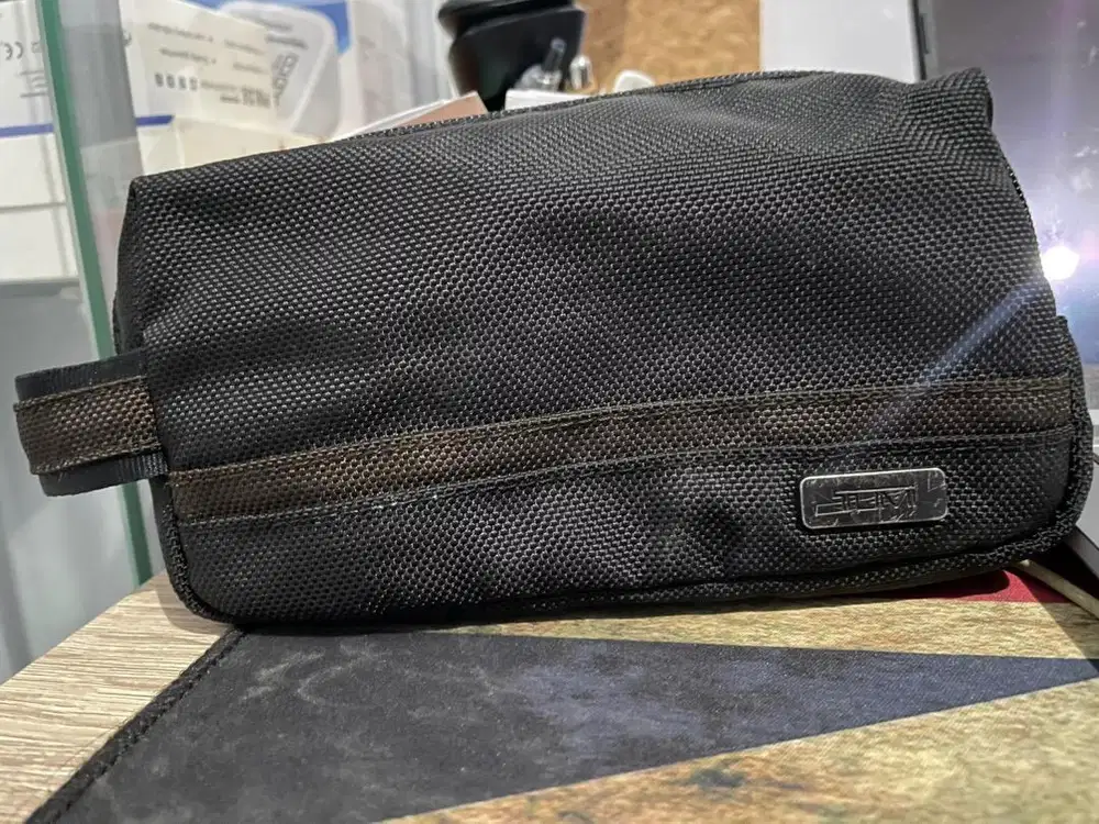 Pouch Tumi original