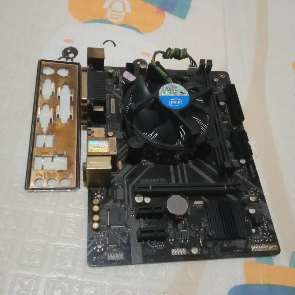 Gigabyte H310 + Intel Core i5-8400 LGA1151v2 Coffee Lake