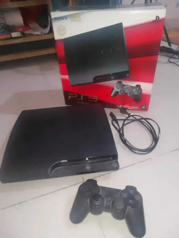 Di jual PS3  ,  tipe 21xxx bekas
