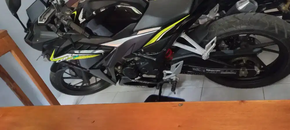 Cbr 2017 low km 3ribuan
