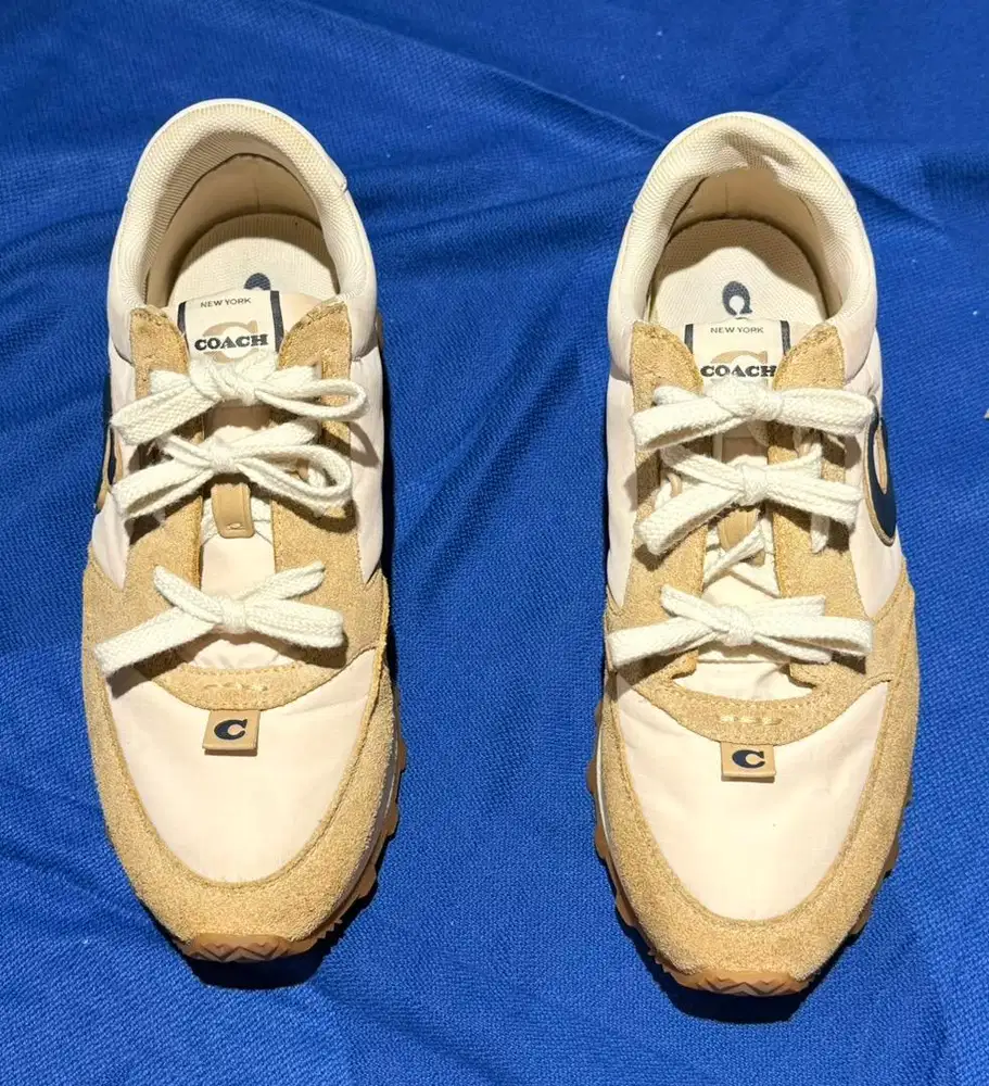 Coach runner sneaker in chalk oat Cl219