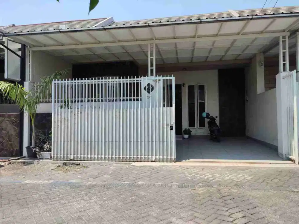 dijual rumah mewah harga murah di gayungsari Surabaya,siap huni dan bagus