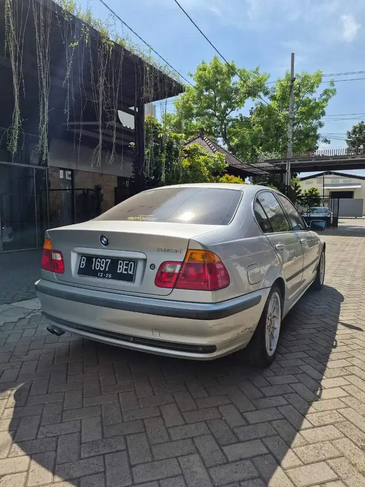 BMW E46 323i Tahun 2000 A.T