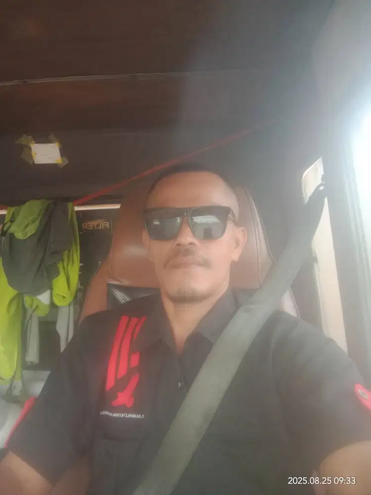 cari lowongan pekerjaan driver truck modal sim B2umum