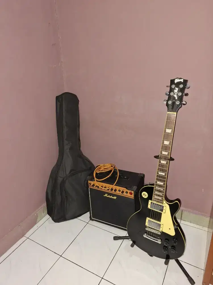 Dijual Gitar listrik les paul custom