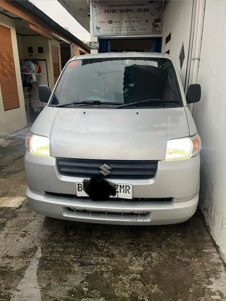 Suzuki APV GE 2010 silver manual MT murah bandel