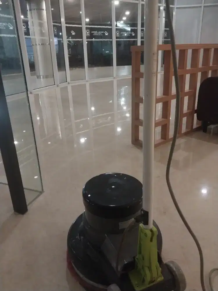 Cleaning lantai
