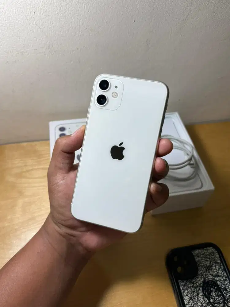 Murah iPhone 11 64GB Inter All Operator Mulus