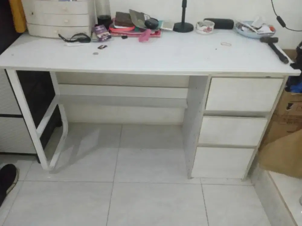 Meja Kerja / Meja Belajar Minimalis ukuran 120x50x75