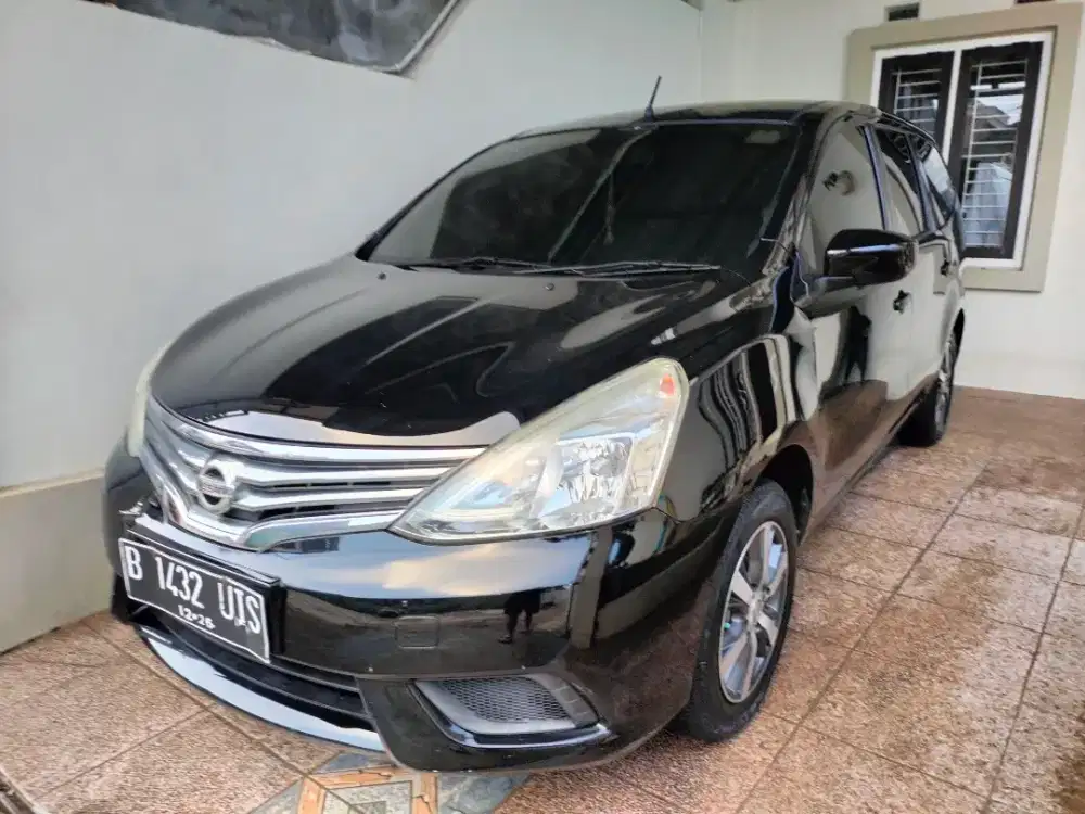 Nissan Grand Livina Facelift M/T 2016