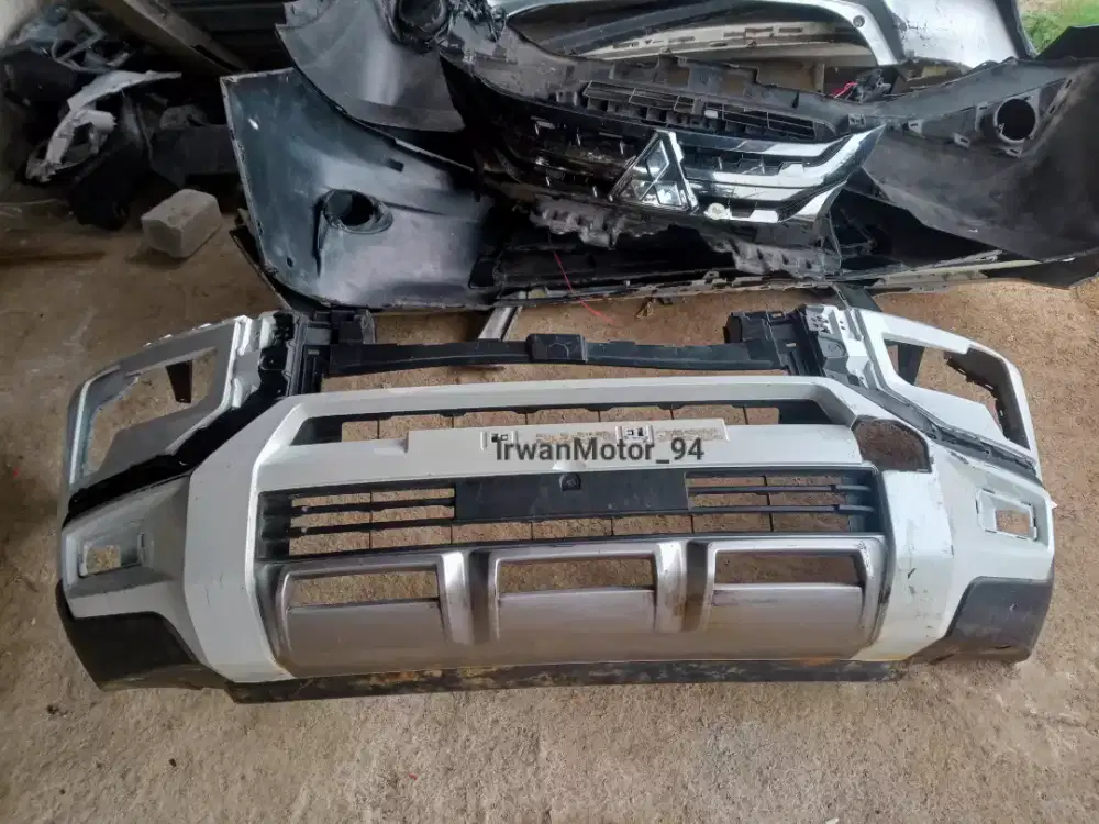 Bumper Bemper depan Mitsubishi Xpander Cross Tahun 2021 2024