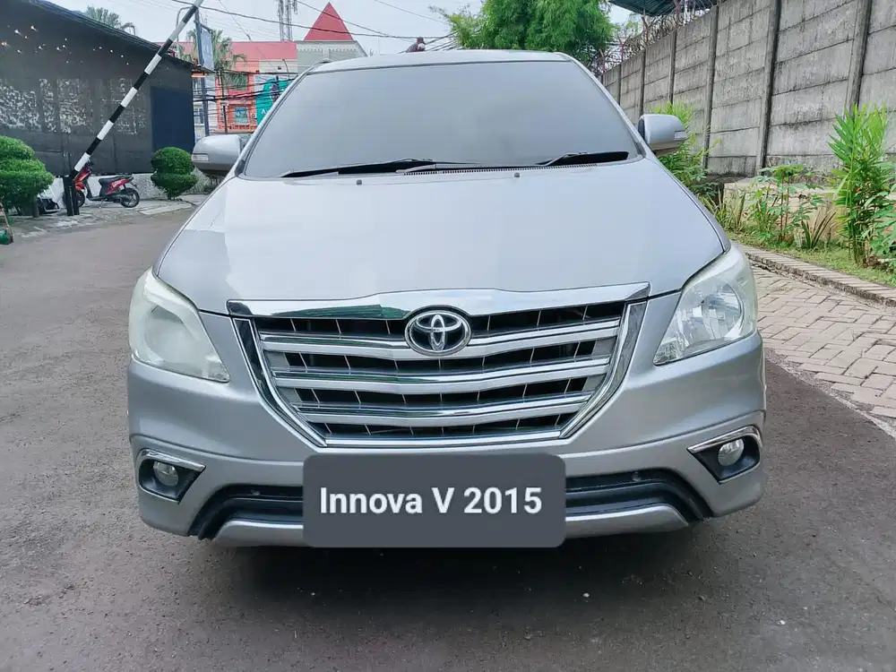 Kijang Inova 2.0 V at 2015