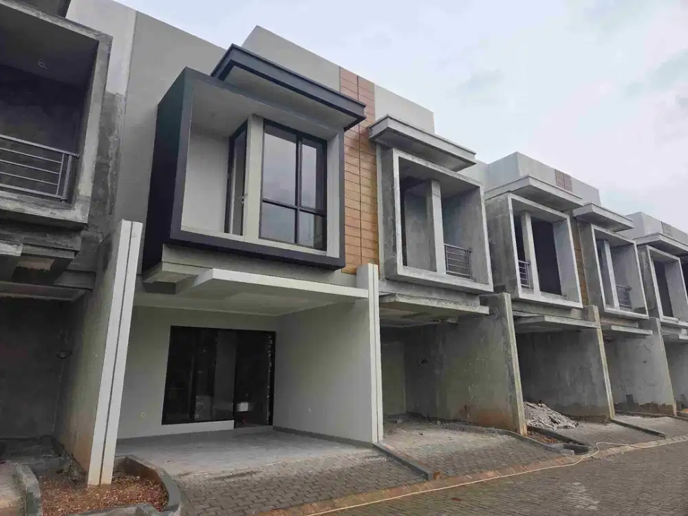 Rumah 2 Lantai Kings Poin Bekasi