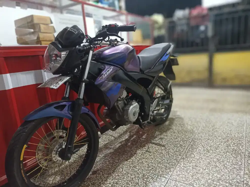 VIXION OLD,PRIBADI .DIJUAL ATAU TUKER TAMBAH,SIAP NAMBAH