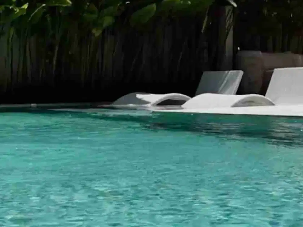 Villa 2 lantai Full Furnished dan Kolam Renang di Bali dekat Canggu jaminan warranty 10 tahun