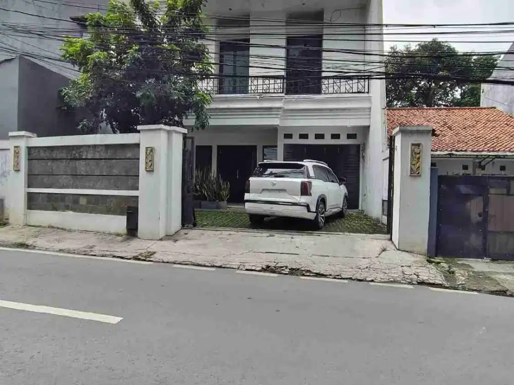 Rumah mewah murah 2.85 M harga dibawah pasaran LT 200 LB 302 pinggir jalan raya di jagakarsa