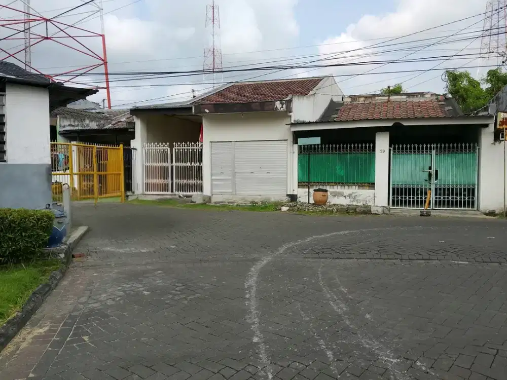 Rumah strategies + toko, darmo permai