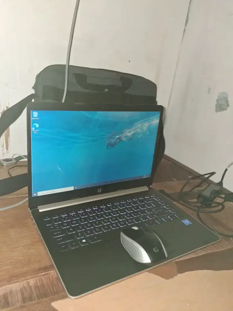 Laptop Hp 14s Celeron N4205u  siap pakai