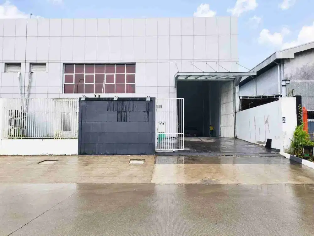 Disewakan, GUDANG siap pakai di Kawasan Industri Delta Silicon. Lippo Cikarang. Kab. Bekasi