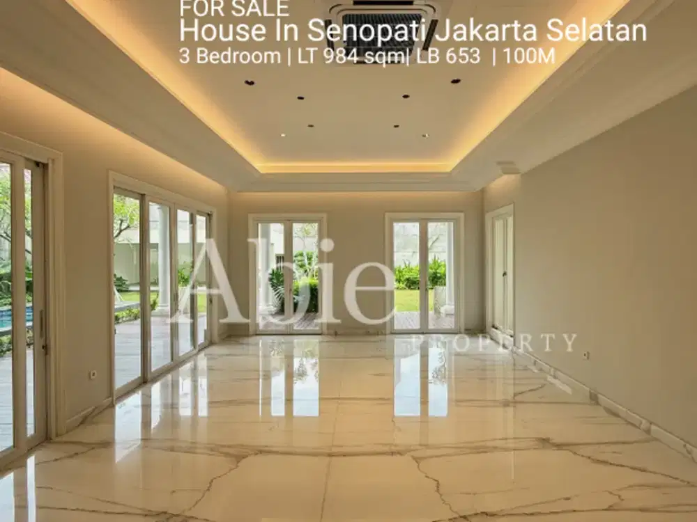 FAST SALE House In Senopati Jakarta Selatan