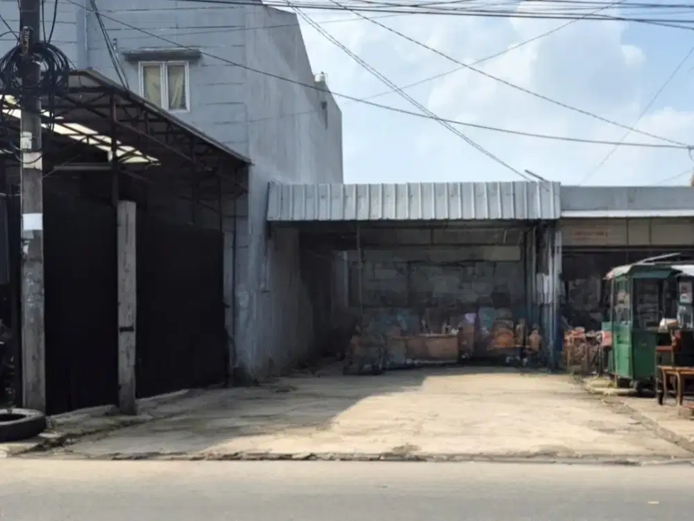Disewakan lahan cocok untuk kulineran cafe di pinggir jalan Bekasi Selatan