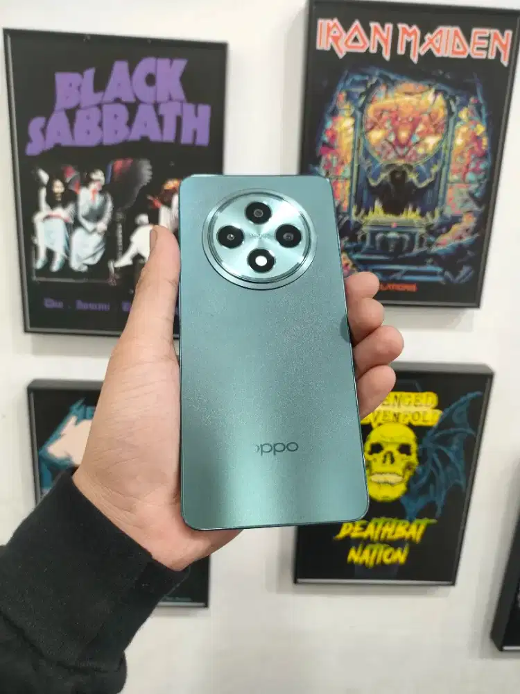 Oppo Reno 12F 8/256 Fullset Ada Shadow