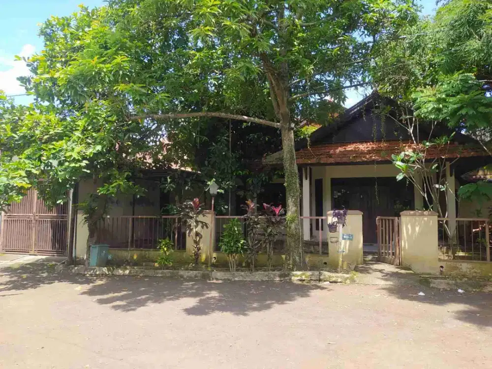 RUMAH LUAS BISA BUAT KOST DI KOMPLEK GIZI BOGOR MENTENG BOGOR BARAT