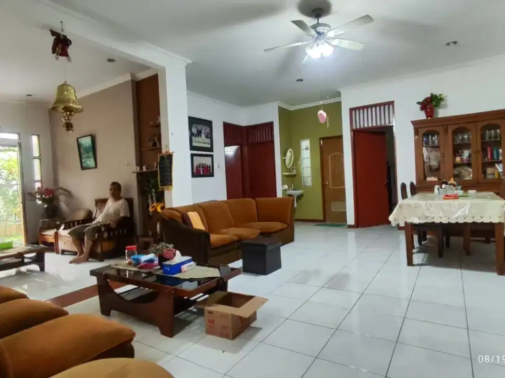 Rumah Billymoon 230mtr pondok kelapa dekat Lapangan Besar