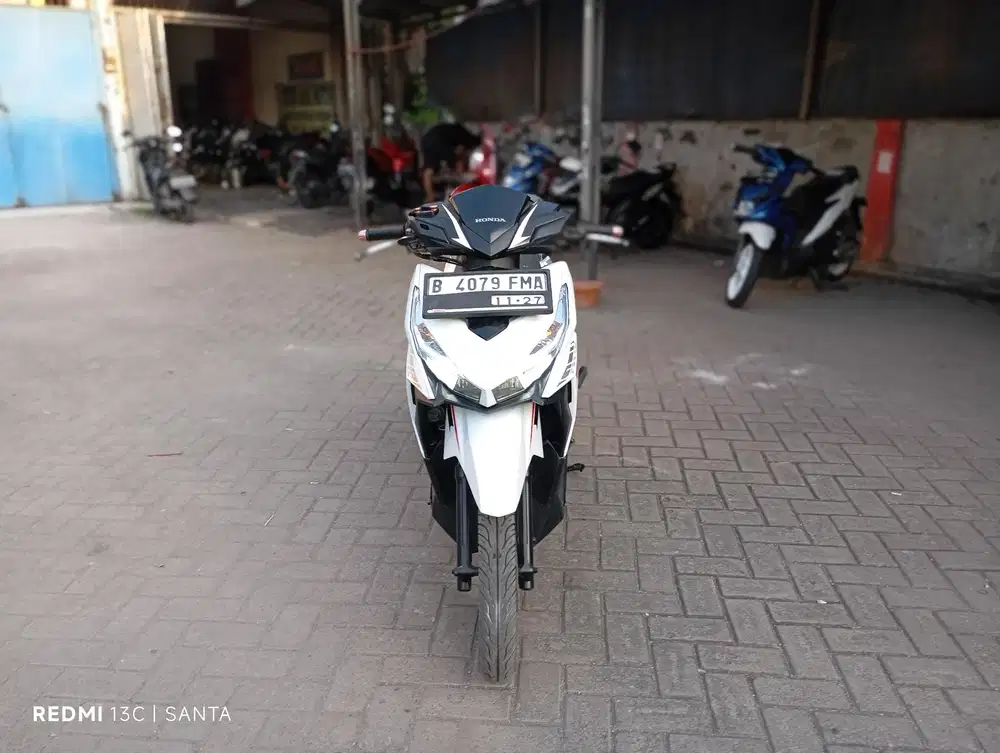 Honda Vario 125 LED old Tahun 2017 surat komplit