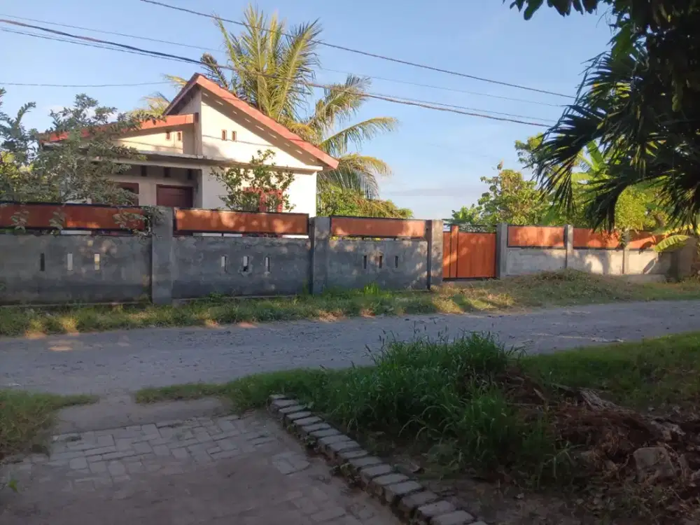 Dijual Rumah Di Lombok Timur Dekat Laut LB/LT 28/1000 SHM