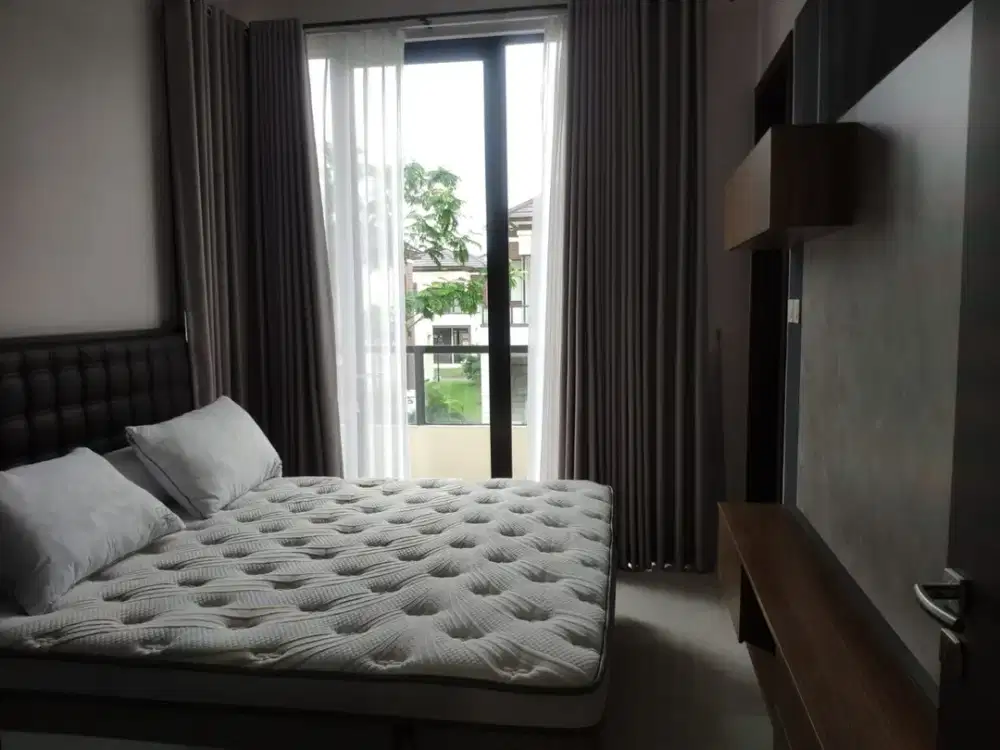 Exlusive Rumah 2 Laintai di Cluster Lavon, Tangerang (015)