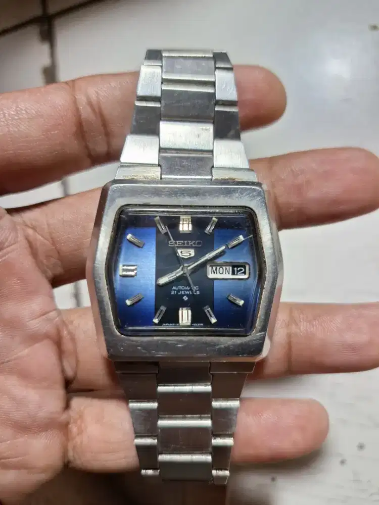 SEIKO 5 TV BLUE DIAL