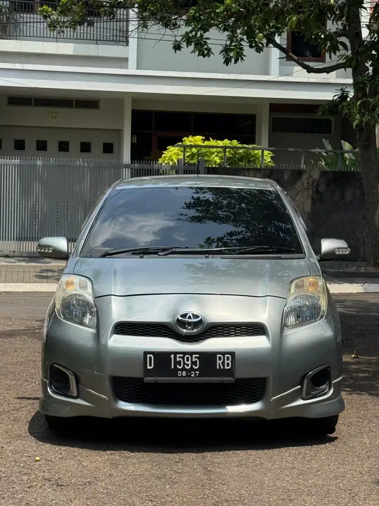 Toyota Yaris E matic '2012 (D) Bagus Apik Km Rendah