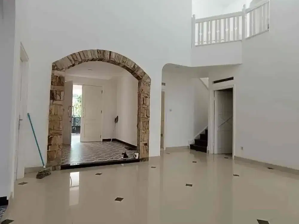 Rumah Mewah Bintaro Jaya Sektor 6 River Park Kolam Renang Pool Luas 300meter Hanya 4.5M Nego sampai Jadi Bisa KPR