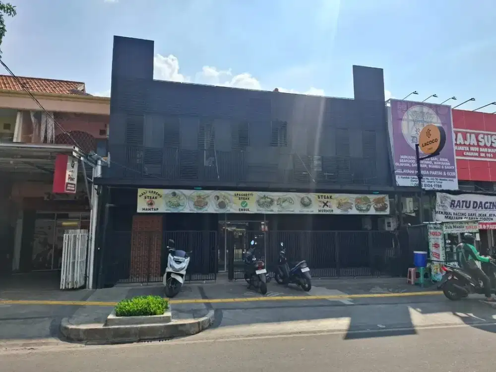 Ruko Ex Cafe di Lokasi Strategis, prime, Jalanan Ramai di Pondok Kelapa Jakarta Timur