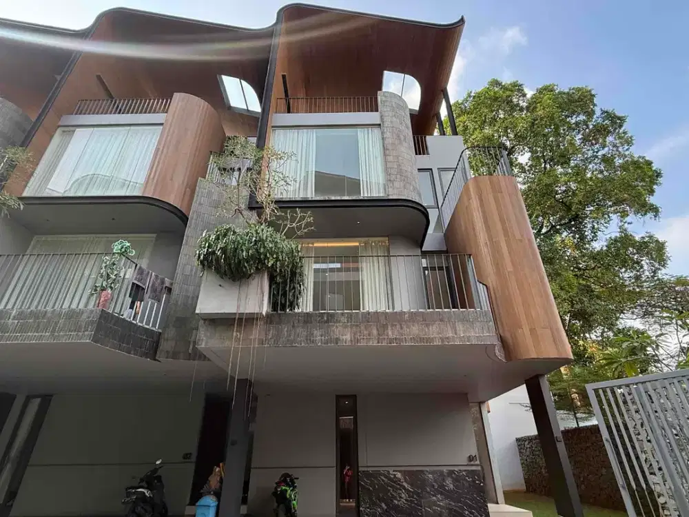Townhouse Megah 4 Lantai di Kemang KRL Duren Kalibata