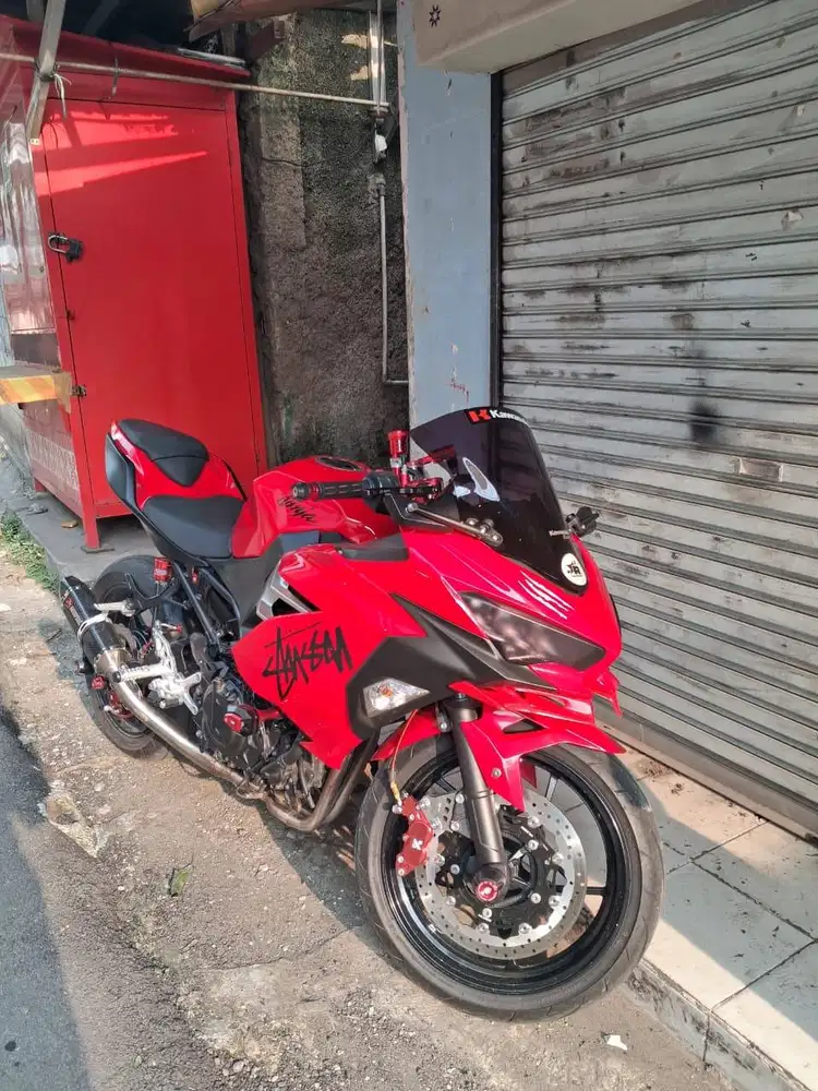 KAWASAKI NINJA 250FI full modif
