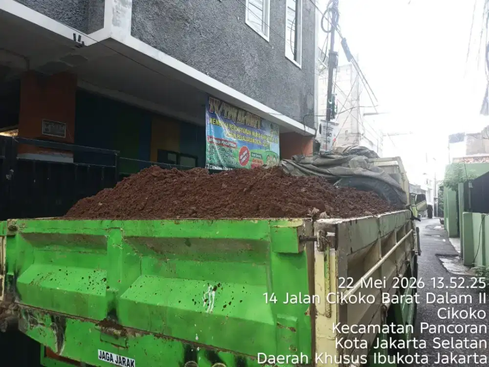 Jasa buang puing dan pengurugan