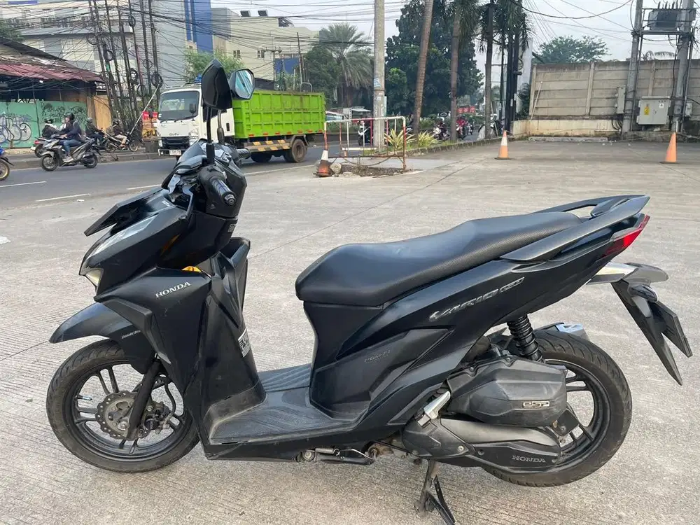 Honda Vario 150 Hitam 2020