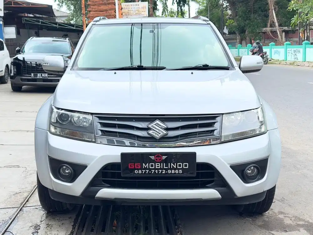 Suzuki Grand Vitara 2.4 JLX Automatic Th 2013