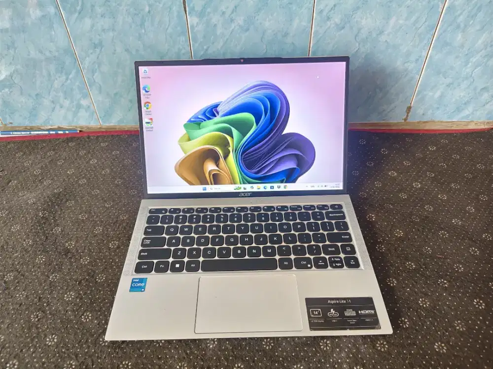 Acer aspsire lite 14 intel i5 gen 1235U ram 16/512