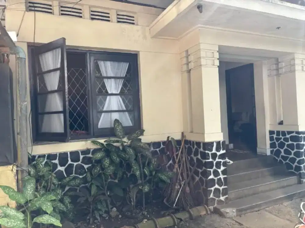 Rumah lama pusat kota sayap pajajaran bandung