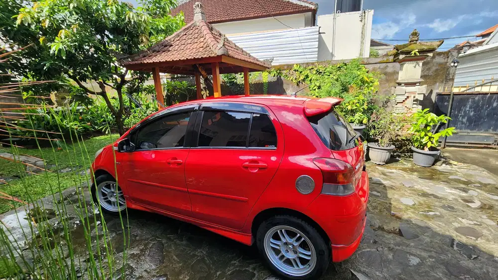 Toyota Yaris 2012 Bensin