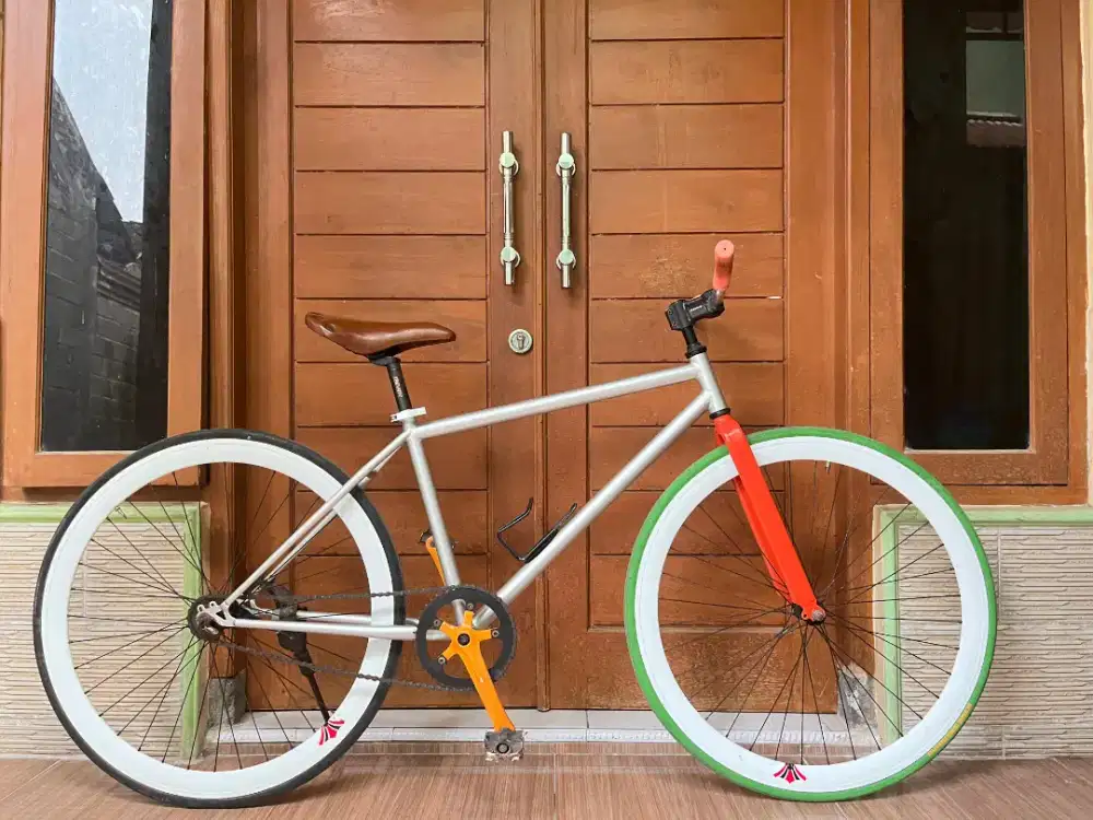 Sepeda fixie torpedo