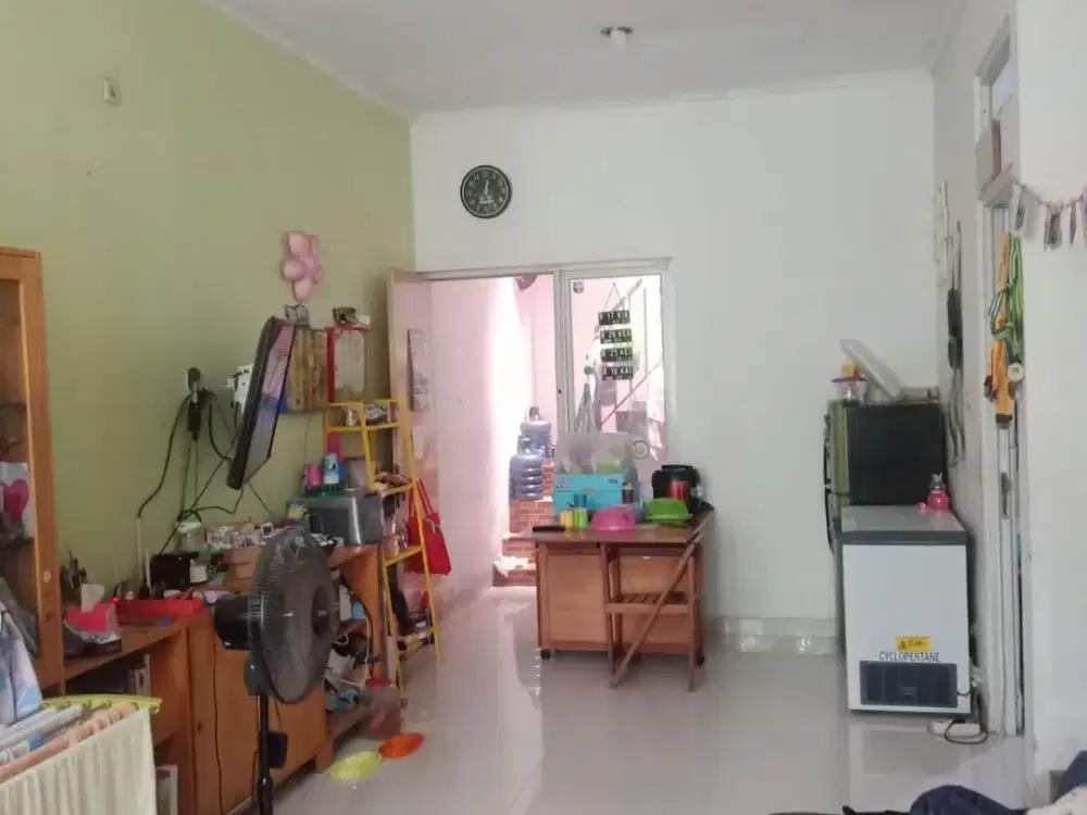 Jual Rumah Standar 2 Lantai SHM Harga 1,5M Nego di Komplek Gading Imperial