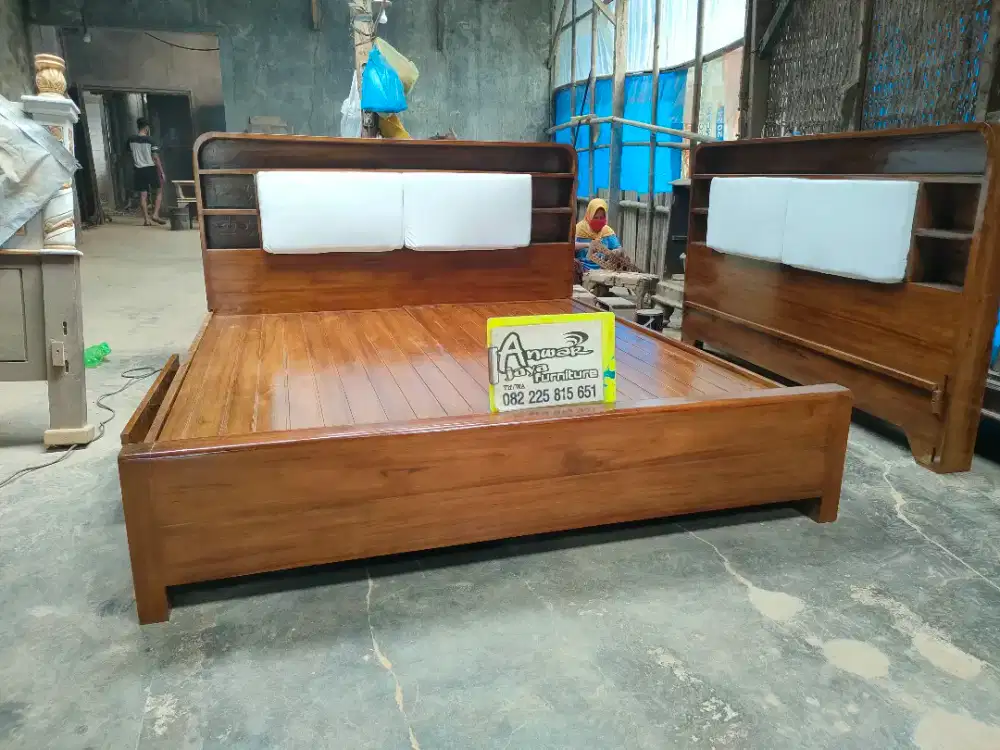 Tempat tidur minimalis laci full kayu jati