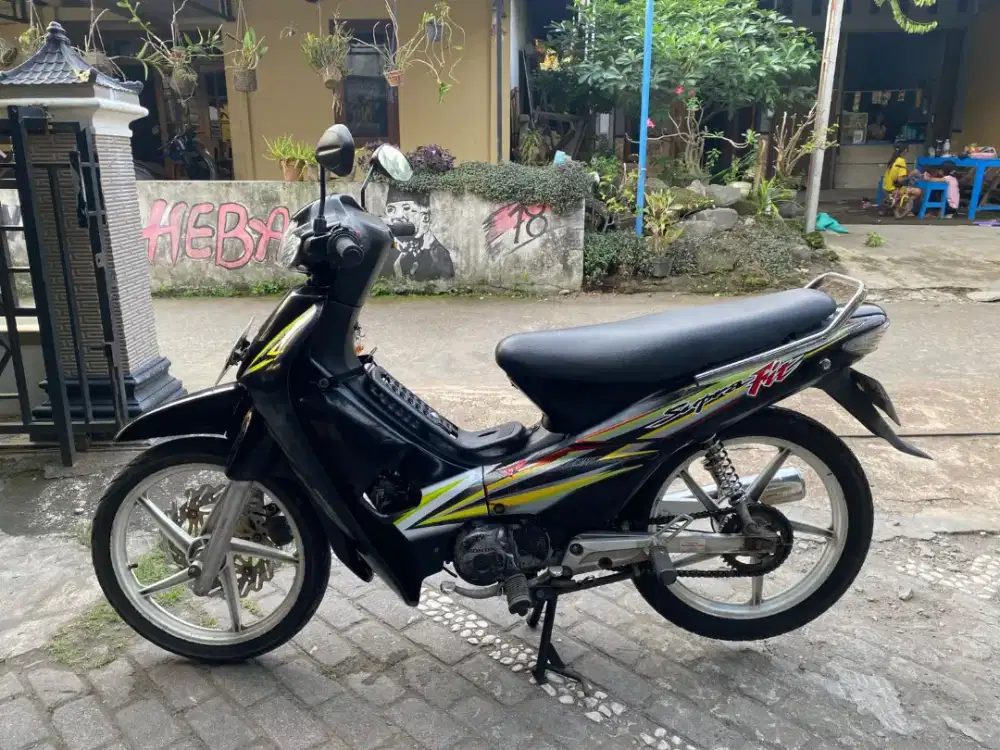 Honda Supra fit THN 2005 plat AB kota