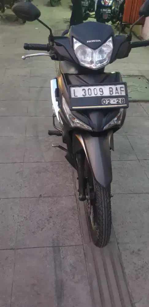 Supra X 125 th 2023 istimewa km 17rb pjk 02-2027